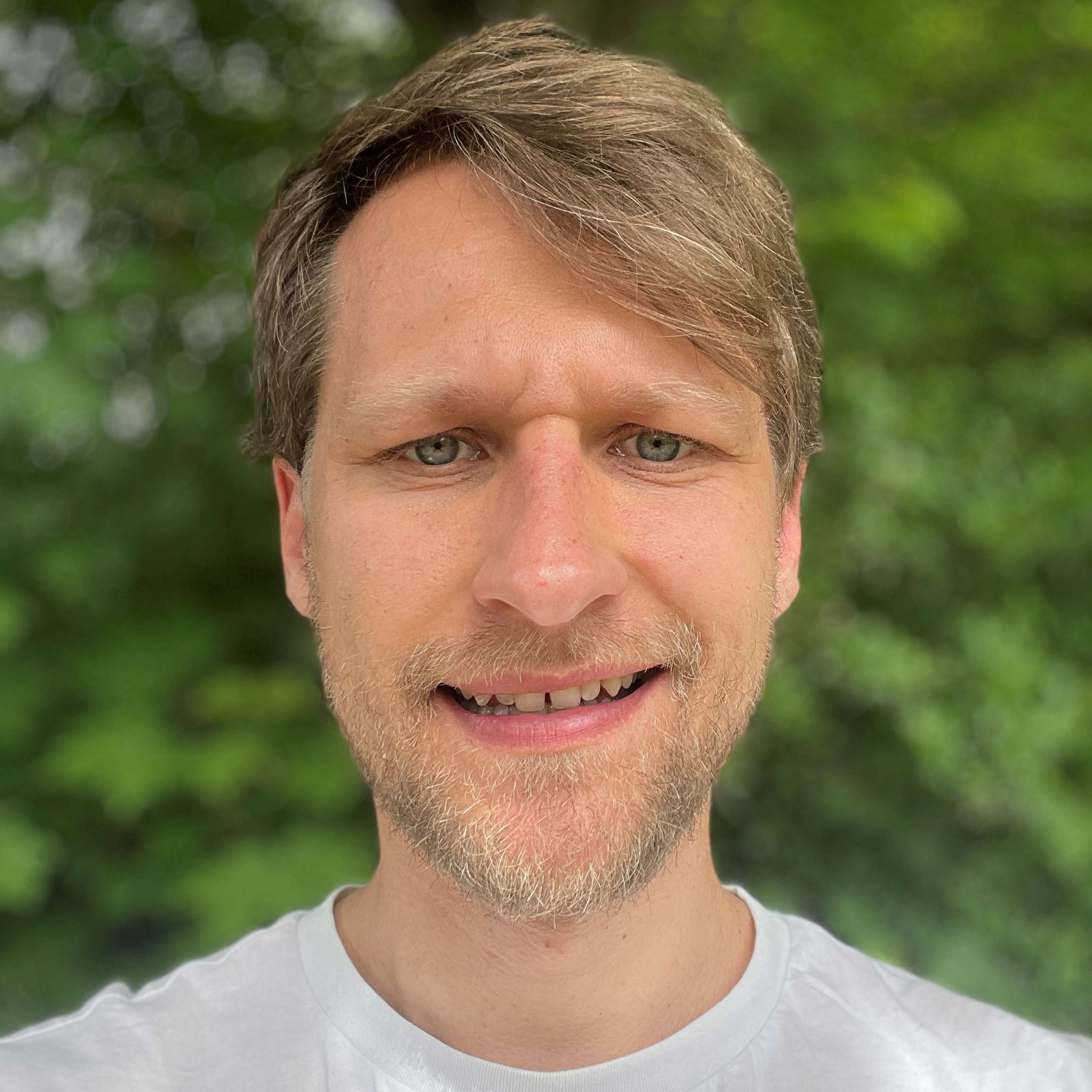 20260504_Foto-Protrait-stefan-genschow_quadrat-330kb