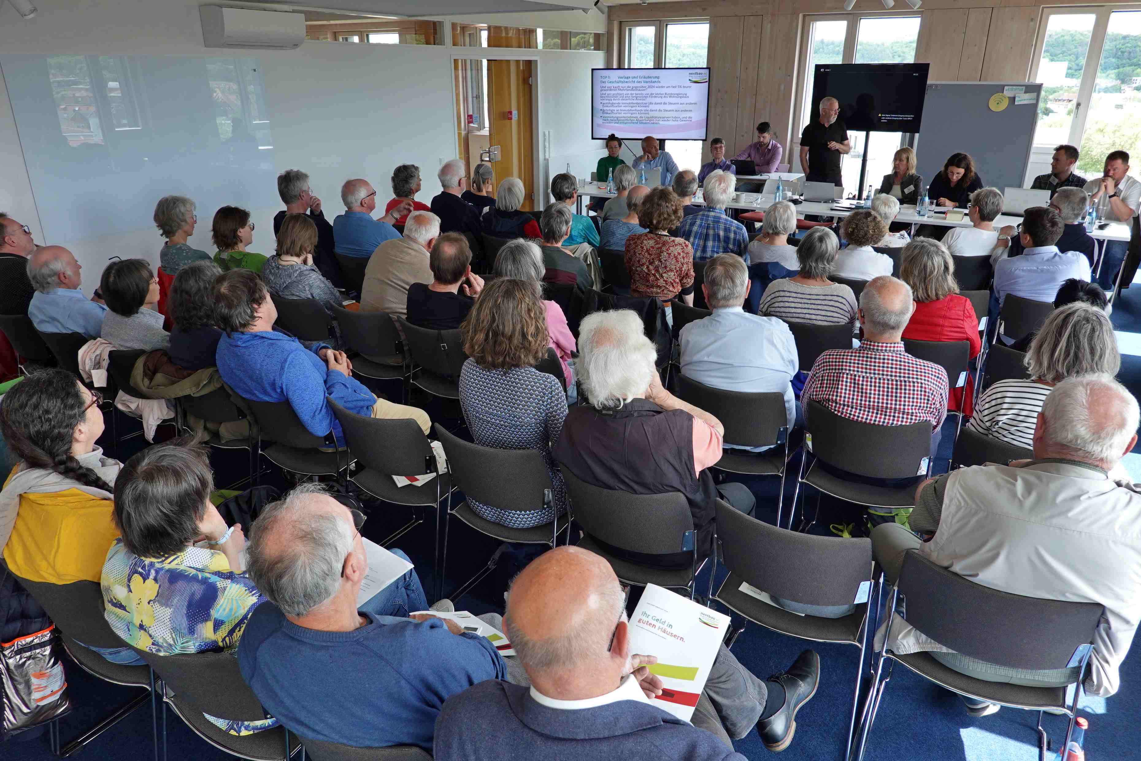 voller Saal bei der HV 2025